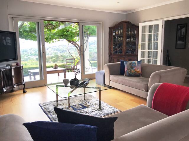 Newlands Cape Dutch House with Panoramic Views gallery image 2