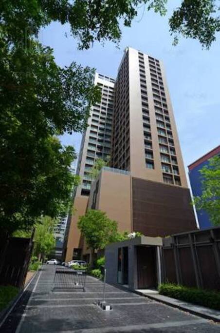 Nice modern brown color building