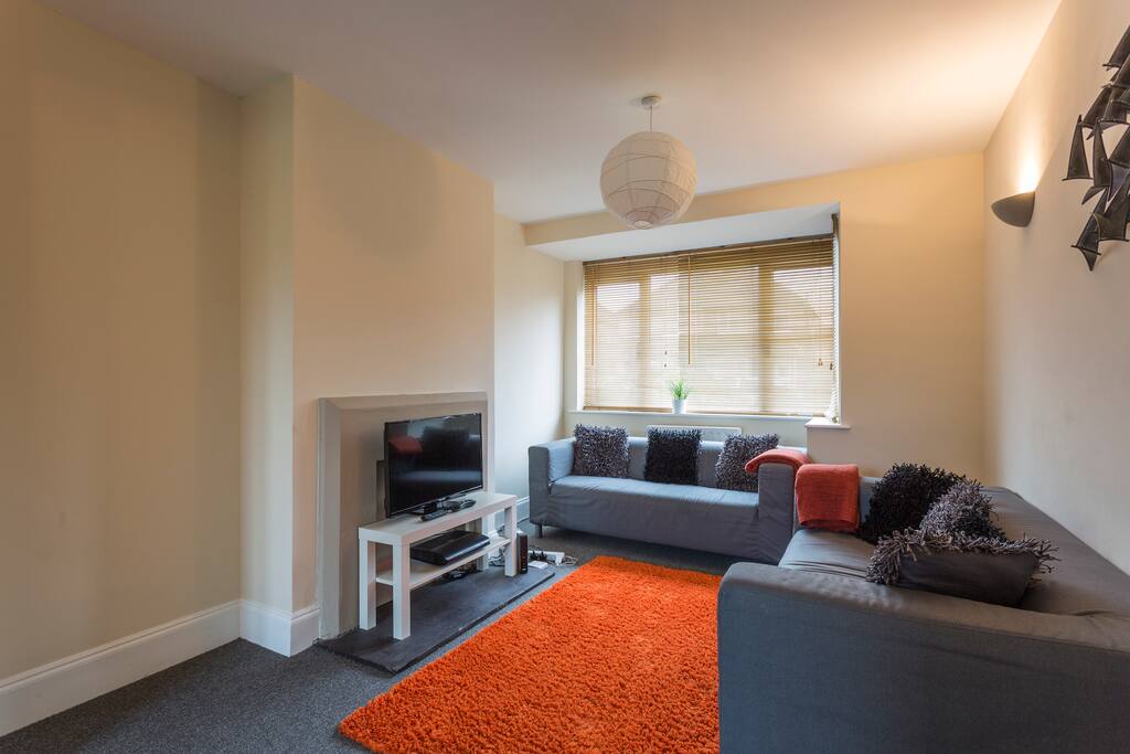Lounge with TV