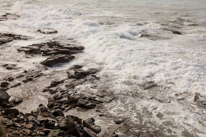 Magic Apartment + Views@83 GREAT OCEAN ROAD Lorne gallery image 2