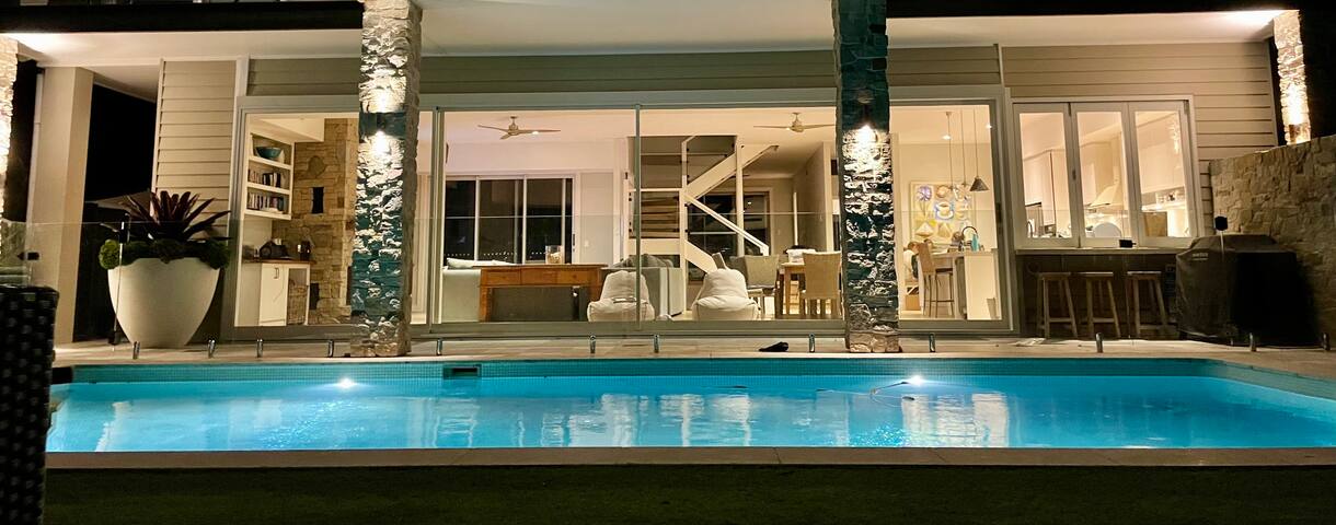 Luxury family resort style Palm Beach Home gallery image 2