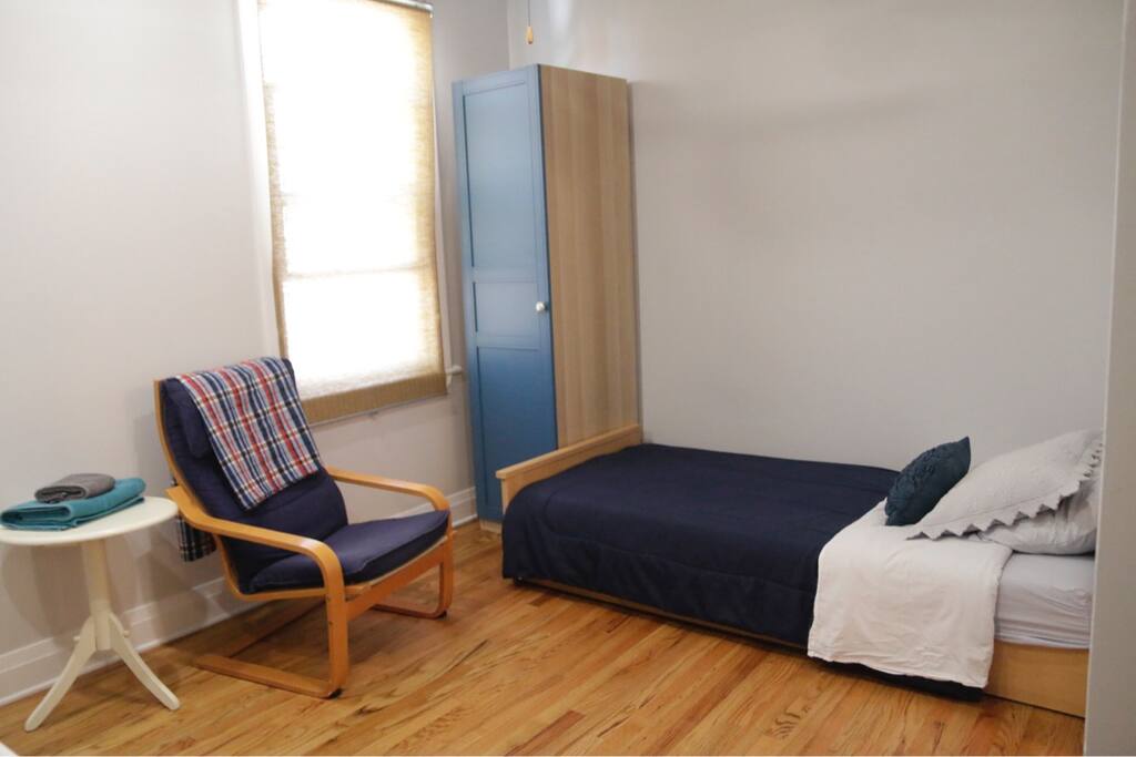Cozy suite for a solo traveller
