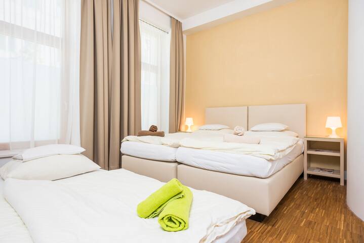 Spacious apartment with garden (#9) gallery image 2