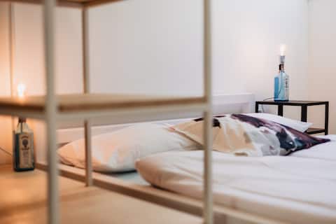 Studio(gin)in building with street food garden