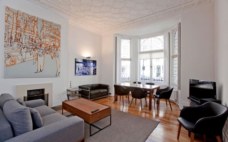 Modern Luxury with Period features, Kensington