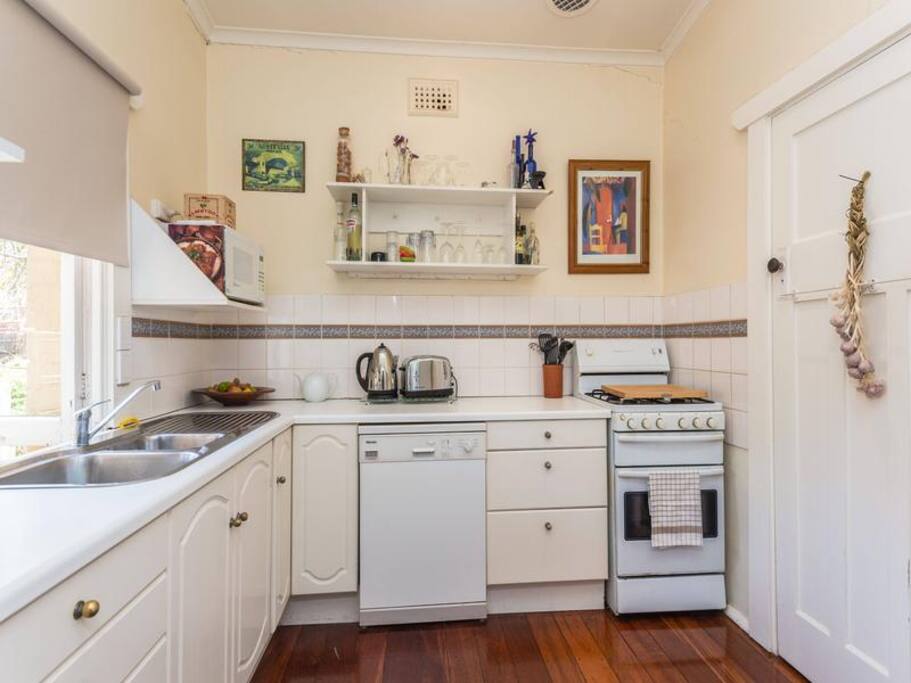 Kitchen with Miele dishwasher ~ tea & coffee included.