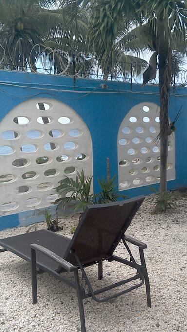 Ligstoel in de patio