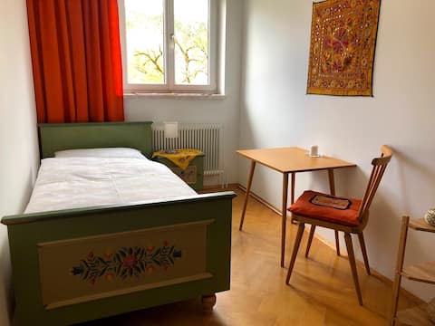 Romantic country house in Mariazell for up to 9 people.