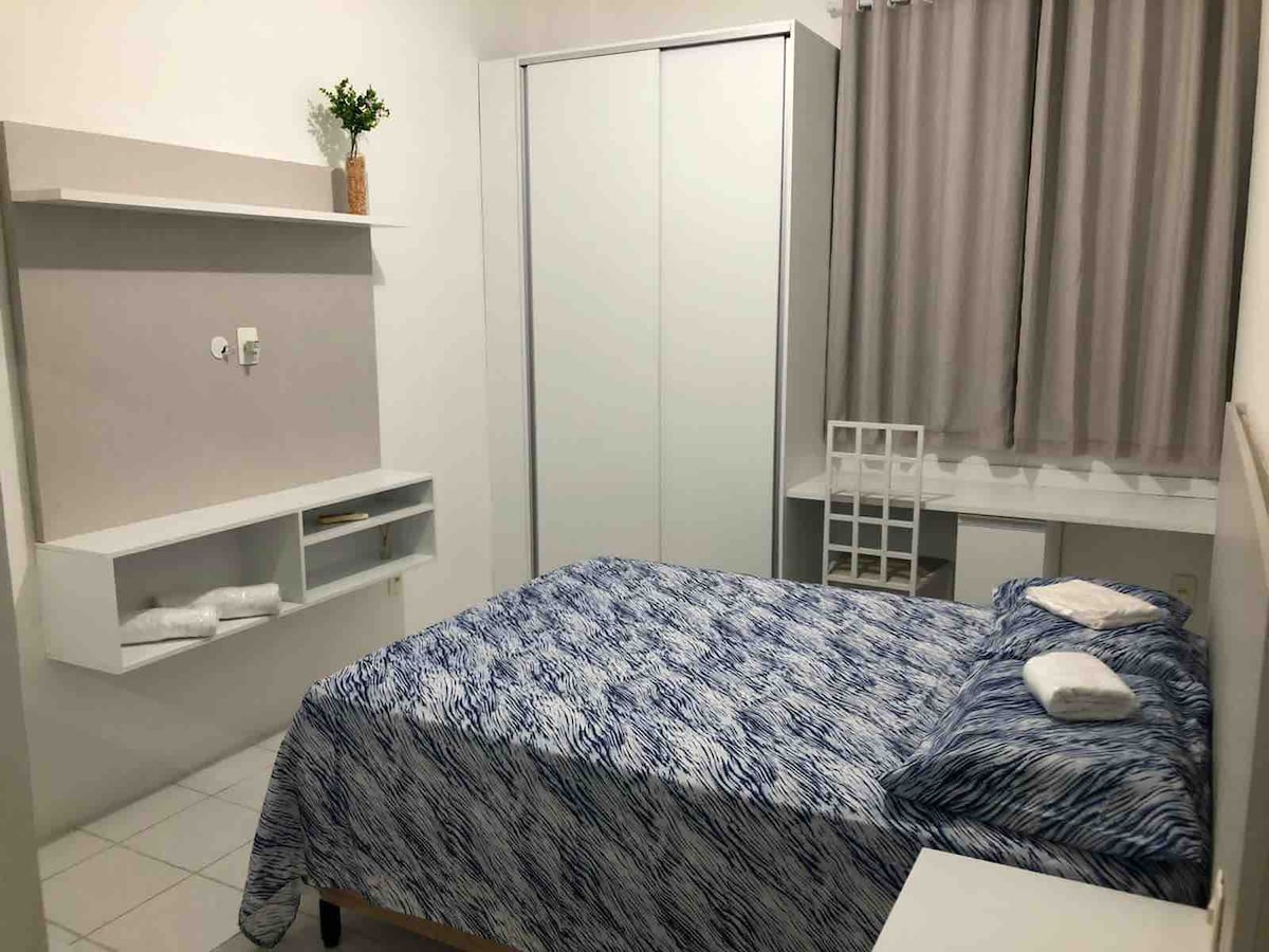 Foto do anúncio de Quarto studio aconchegante próximo à praia (105) em Aldeota, Fortaleza