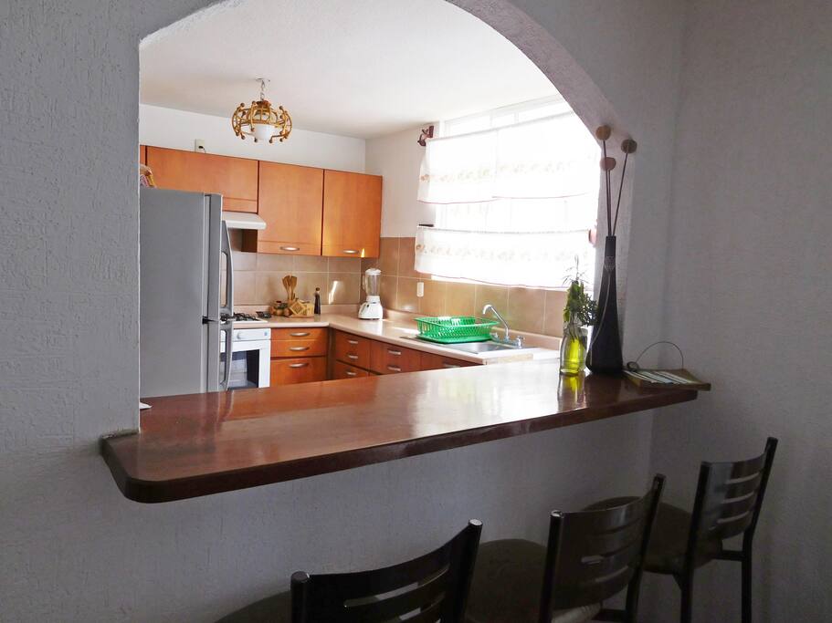 Cocina y barra