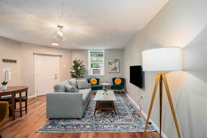 Downtown Bungalow - 2 Blocks From Bridge St! - 大急流城