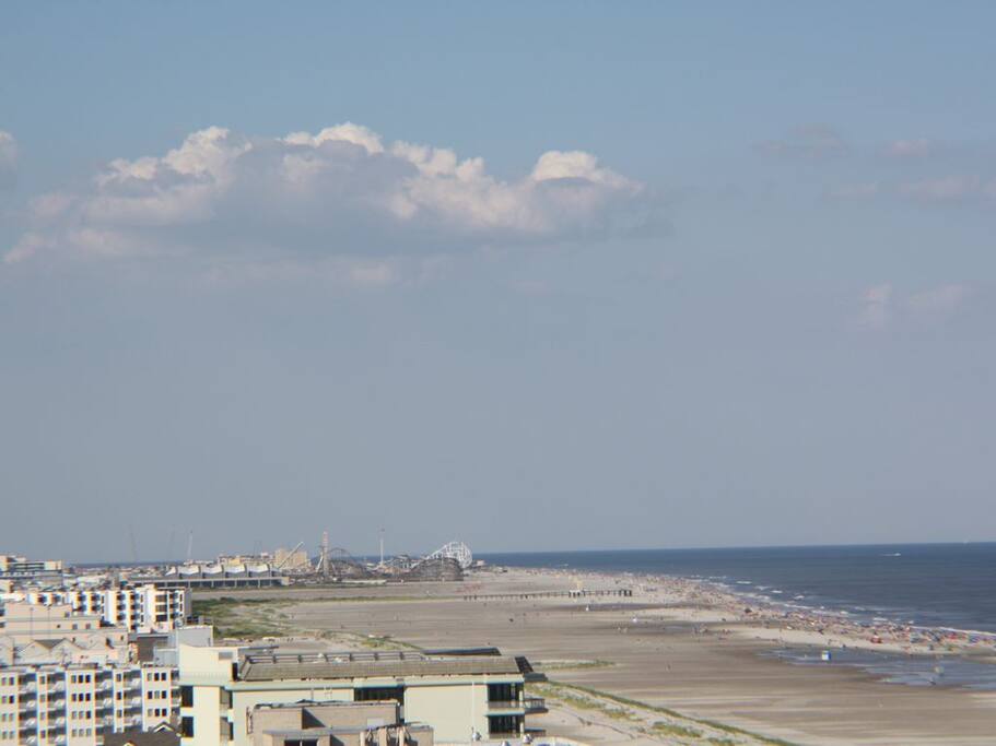 View spanning the entire wildwood shore line up to the boardwalk