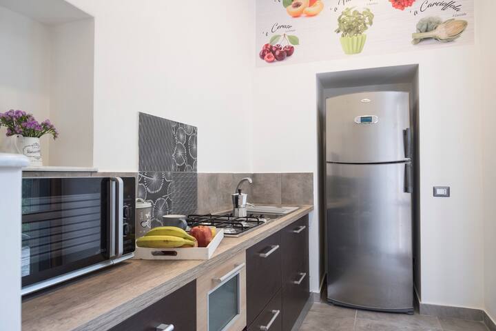 B&b, la casa di flora centro storico Giardino. gallery image 4