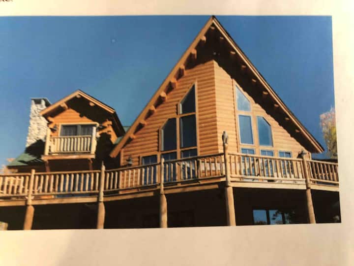 Sugarloaf Area/ Spectacular Upscale Log Home Houses for Rent in