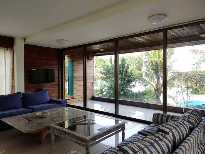 Living room image 1