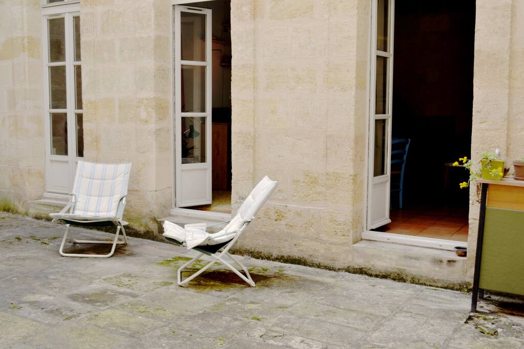 Cour intérieure partagée