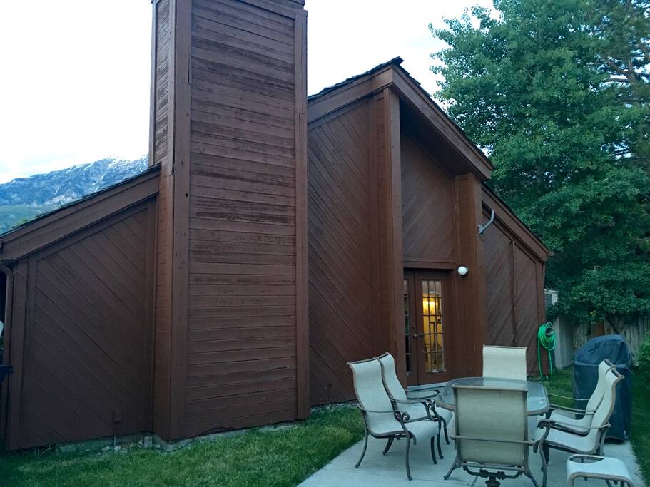 Outdoor Grill and Patio with dining.