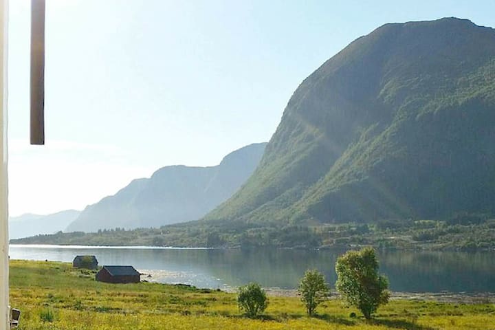 7 person holiday home in MIDSUND