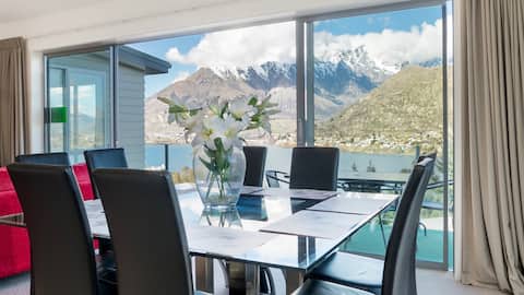 Large 4Bed Home.Every Room Has Spectacular Views