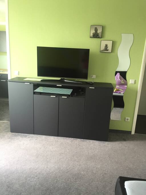 großer Fernseher
