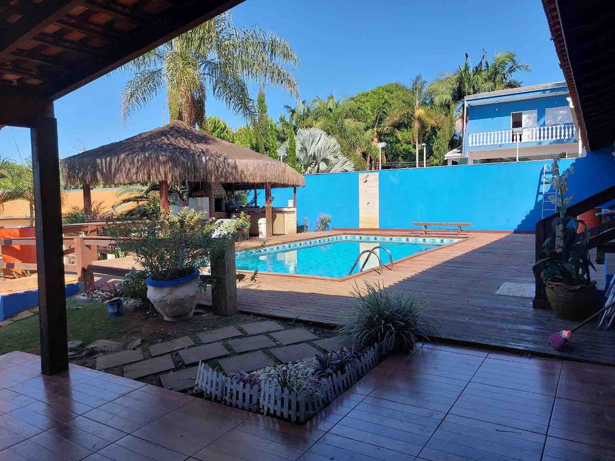  Casa de temporada Casa com Piscina e Sala de Jogos em  Araçoiaba da Serra/SP , Araçoiaba da Serra, Brasil . Reserve seu hotel  agora mesmo!