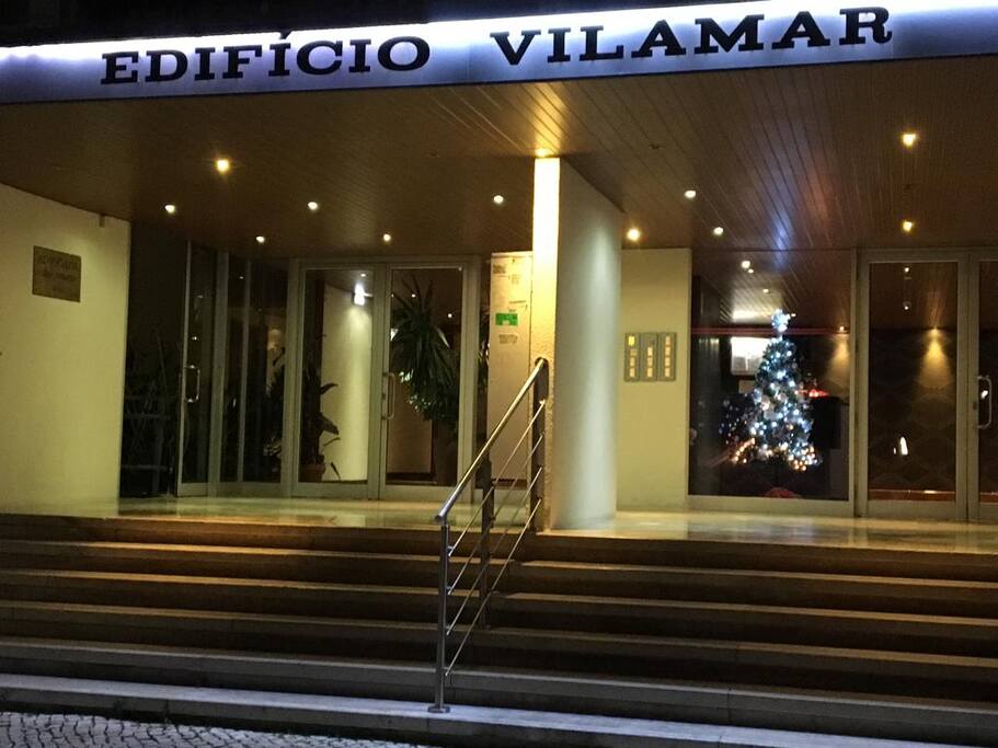 Entrada com decoração de Natal