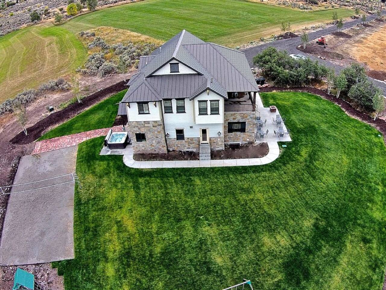Dream Mountain Lodge Sleep 60 Guest Last Min Deal Houses For