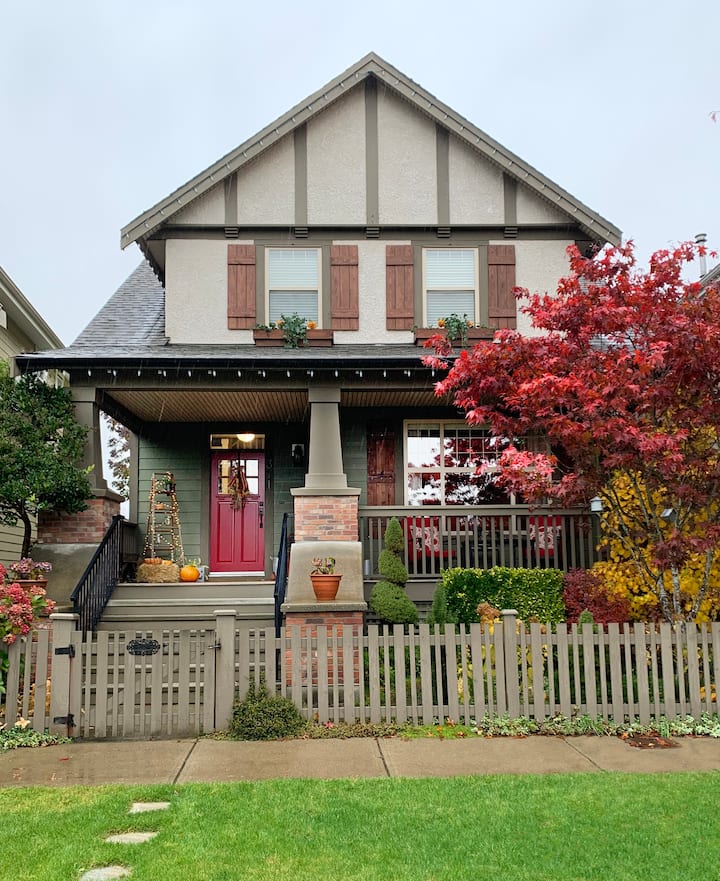 Rhea River Suite Fort Langley, a Place to Relax - Houses for Rent in ...