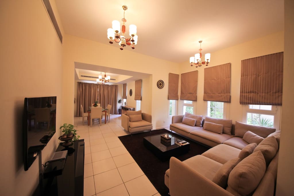 Open Plan Living & Dining Area