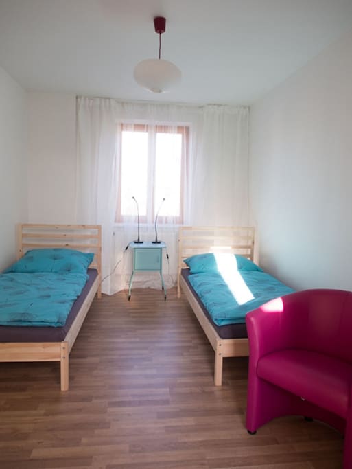 útulná ložnice