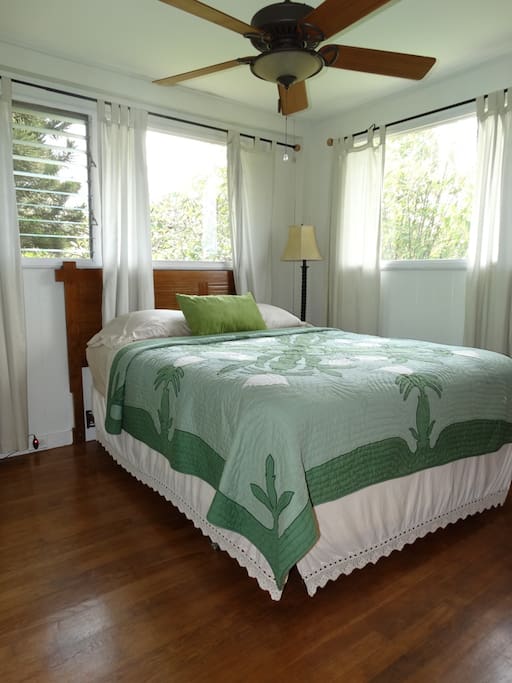 Queen Bedroom