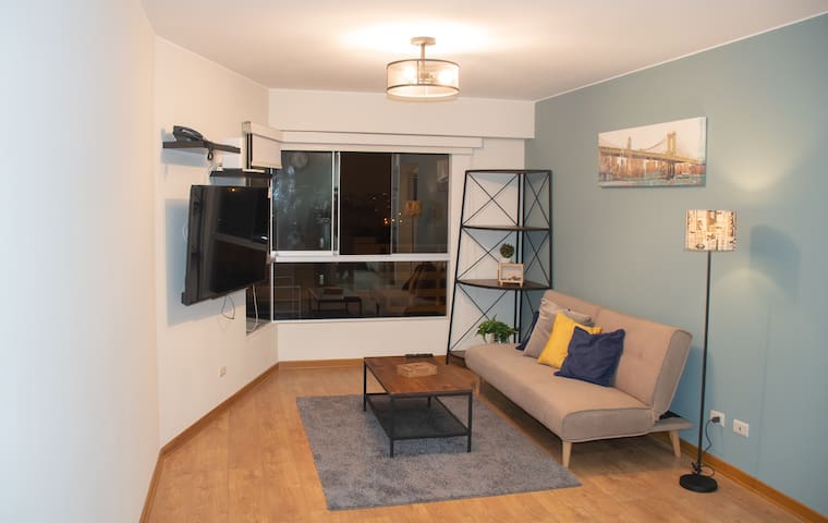New, cozy and modern Apt in principal avenue