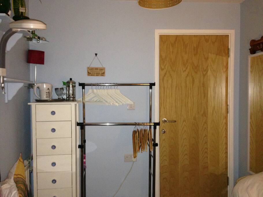 Guest bedroom