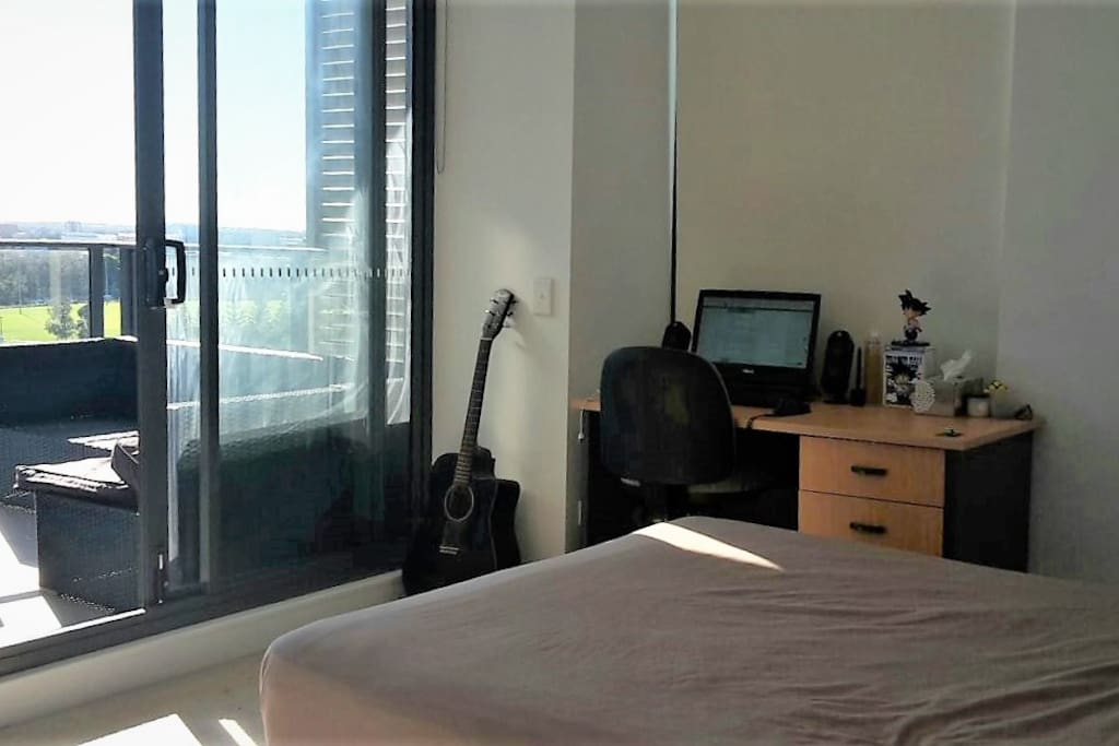 Bedroom with access on the balcony.