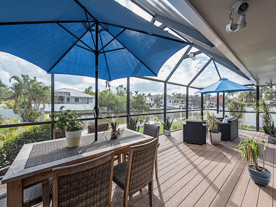 Screened in Deck over looking Boat Dock and Canal