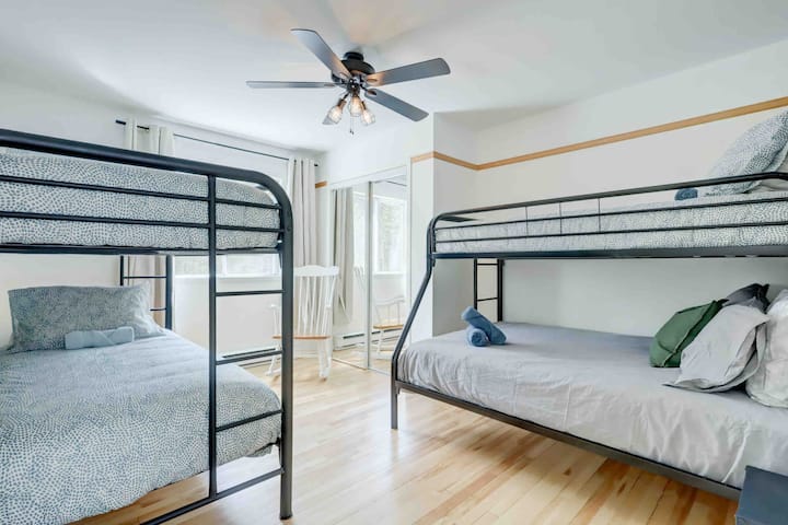 3 single beds and a double bed 