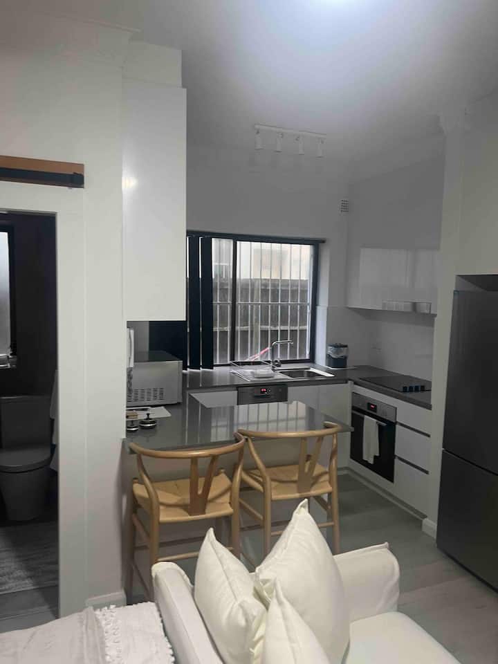 Beachfront Studio In Bondi Beach - Bondi Beach