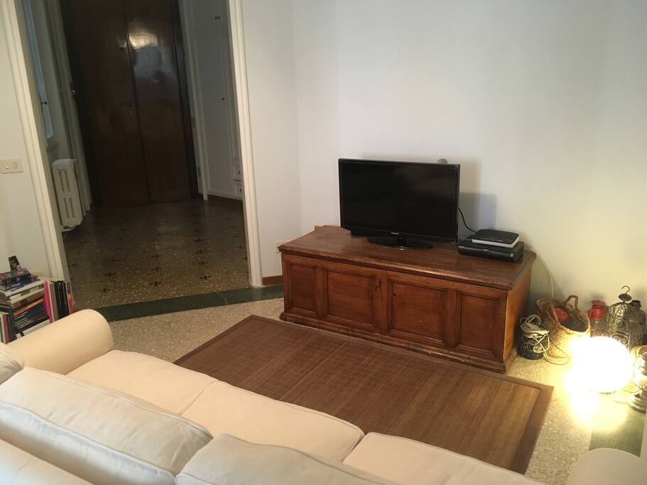 Living/TV room