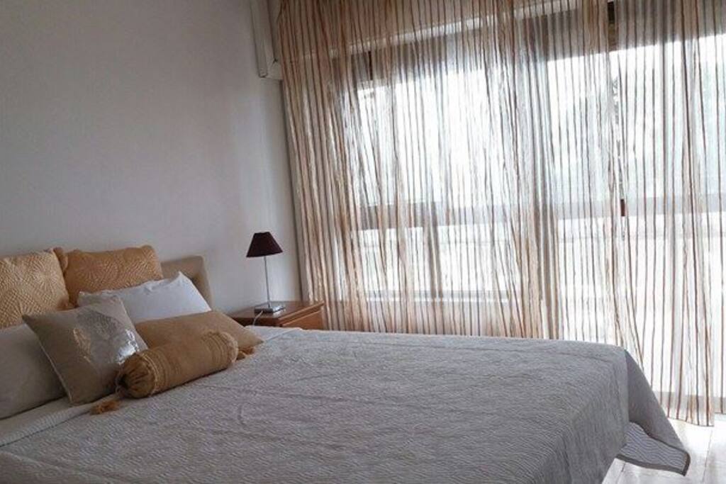 QUARTO CASAL