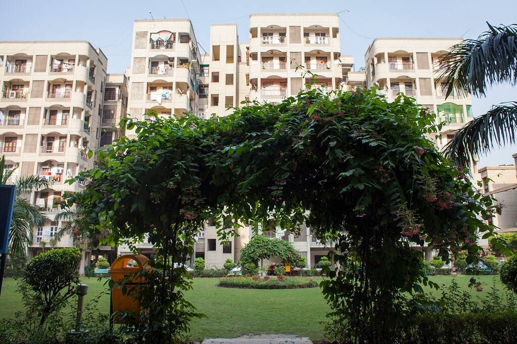 m-makeover pradesh uttar ghaziabad Rent Ghaziabad in  Place  Nice in Flats for Vasundhara