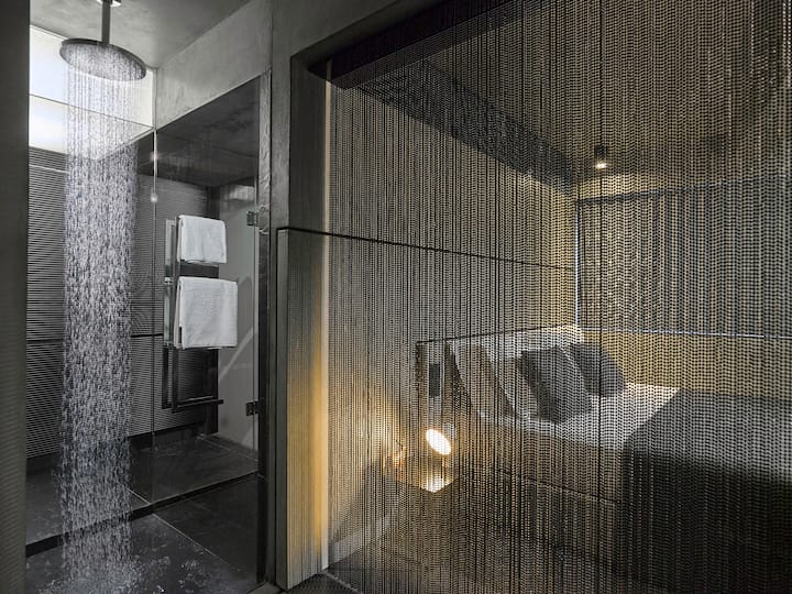 Shower & bed