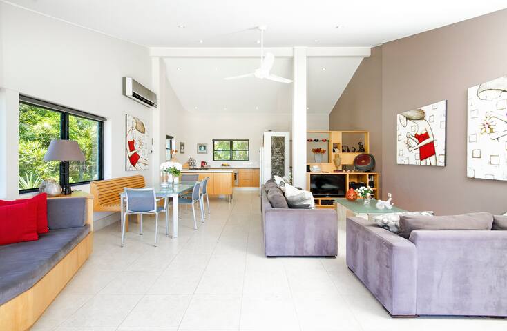 A Little Cove treasure, Noosa Heads gallery image 5