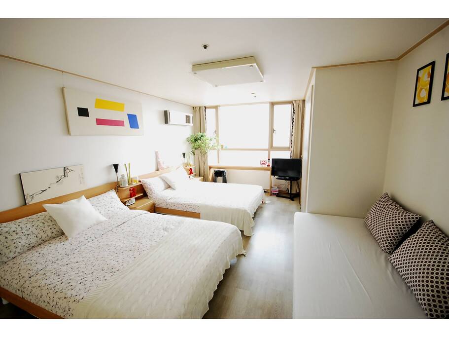 1Bedroom APT : 2queen beds and 1singbed