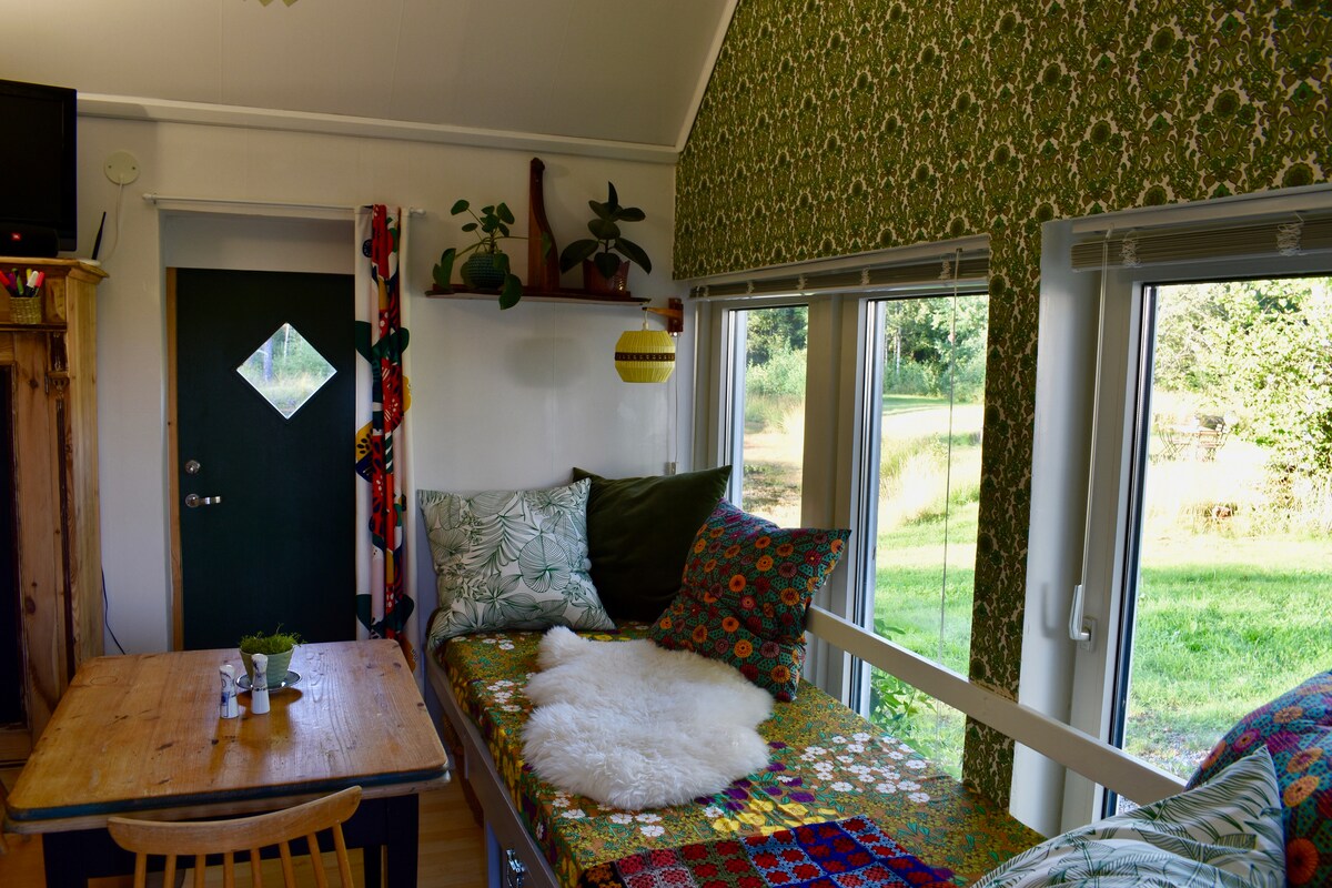 Stor rymlig soffa att mysa i