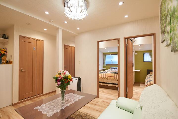 新宿豪华别墅6LDK~6bedroom，两套卫浴，最大12人 gallery image 2