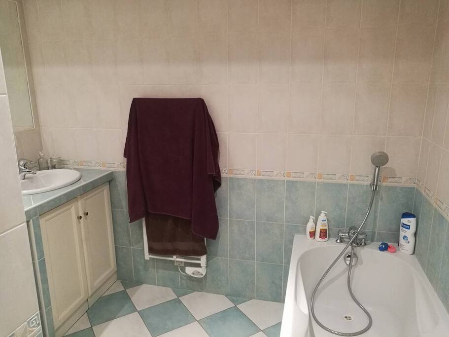 Baignoire et double vasque