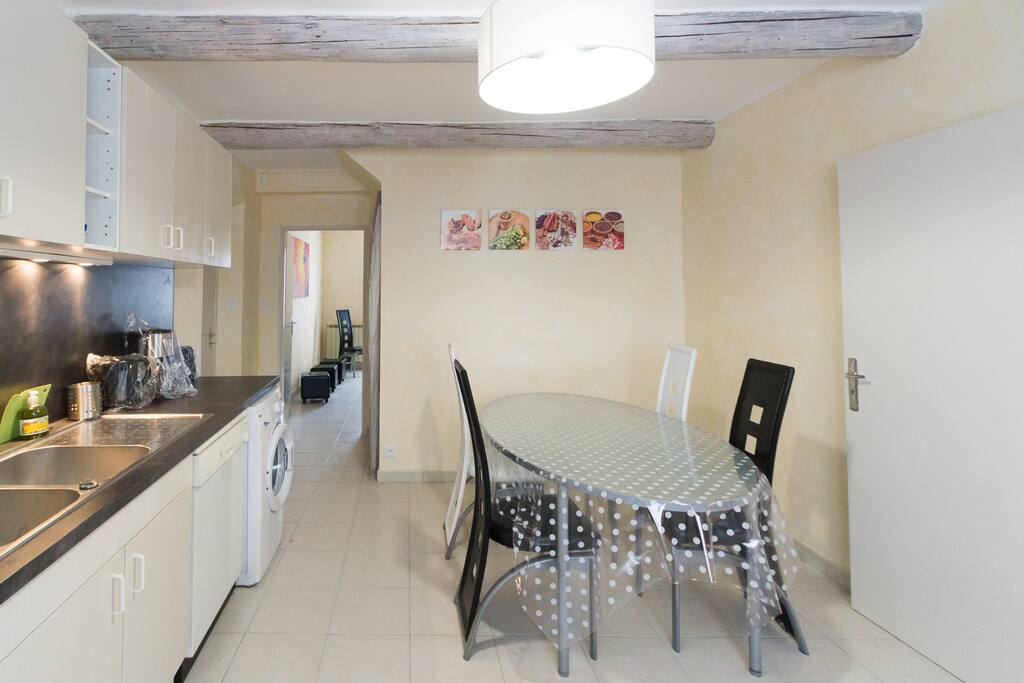 Cuisine équipée tout confort pour 6 personnes