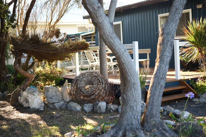 Cosy beachside Shack