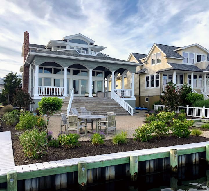 Summer House on Harvest Cove Houses for Rent in Harvey Cedars, New