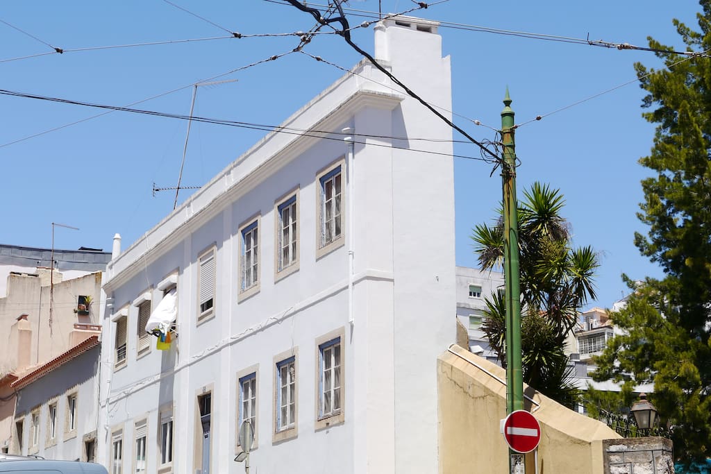 The Narrowest Building of Lisbon